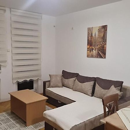 Vodenica Lejlighed Novi Sad Eksteriør billede