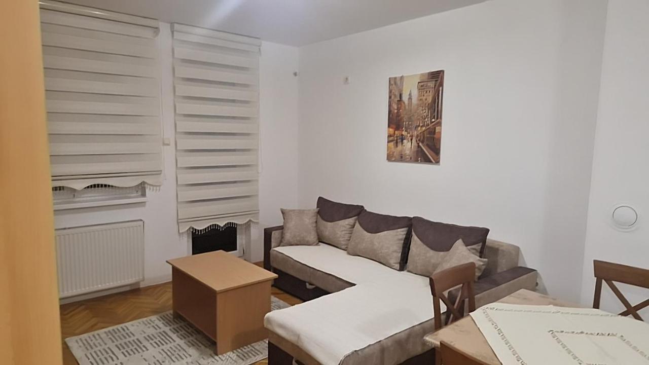 Vodenica Lejlighed Novi Sad Eksteriør billede